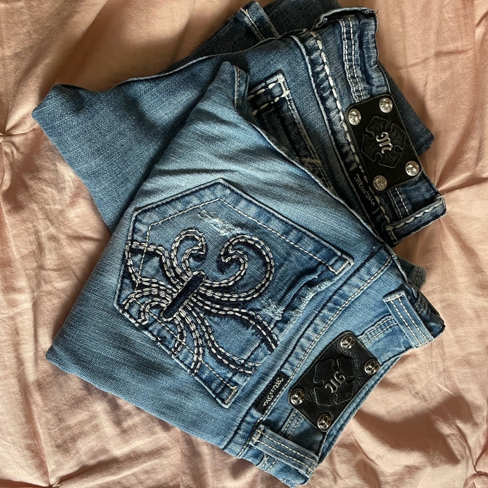 Am selling 2 pairs of Miss Me Jeans